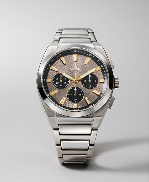Image of a silver-toned Fossil Everett watch