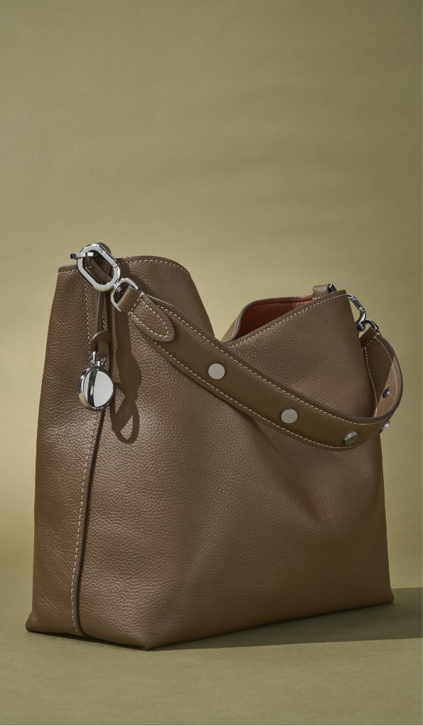 The brown leather Jessie Bucket bag.