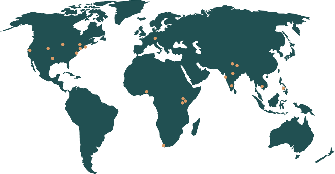 Une carte du monde avec des marqueurs jaunes sur des villes