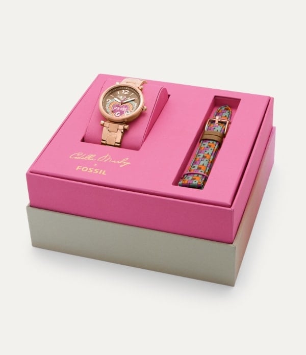 La montre Cedella Marley x Fossil et un bracelet interchangeable.