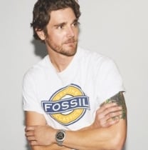 Un homme portant la montre Sport Tourer.