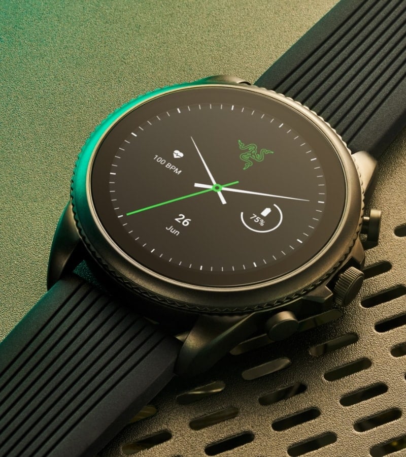 Un smartwatch Gen 6 de Razer x Fossil.