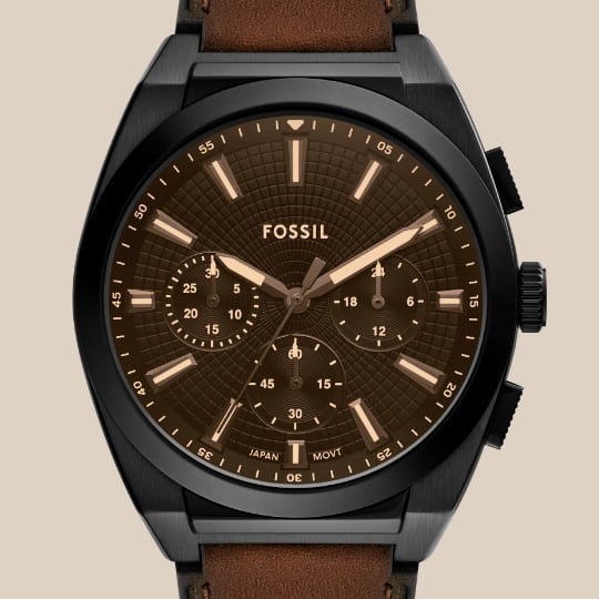 Brown leather Everett chronograph. 