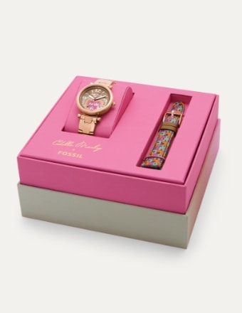 The Cedella Marley x Fossil watch and interchangeable strap.