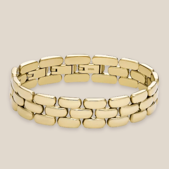Gold-tone Arden bracelet.