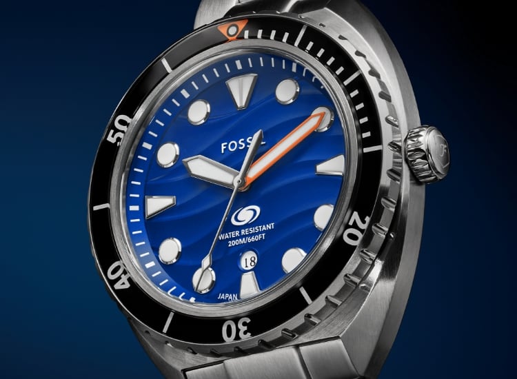 The Fossil Breaker with a blue dial.