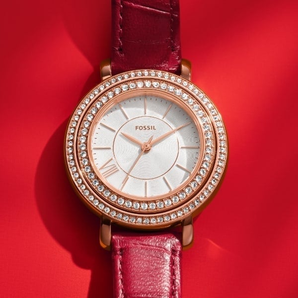 The women’s Jacqueline watch, reimagined for Lunar New Year.