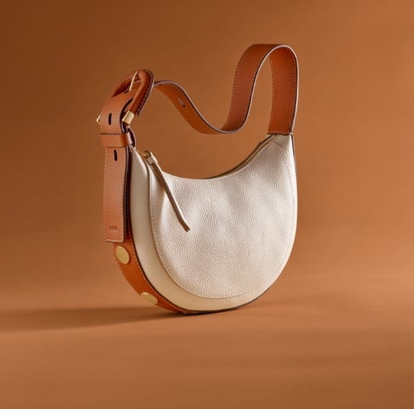 A leather Harwell bag.