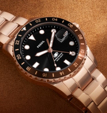 The Fossil Blue GMT in a rose gold-tone finish.