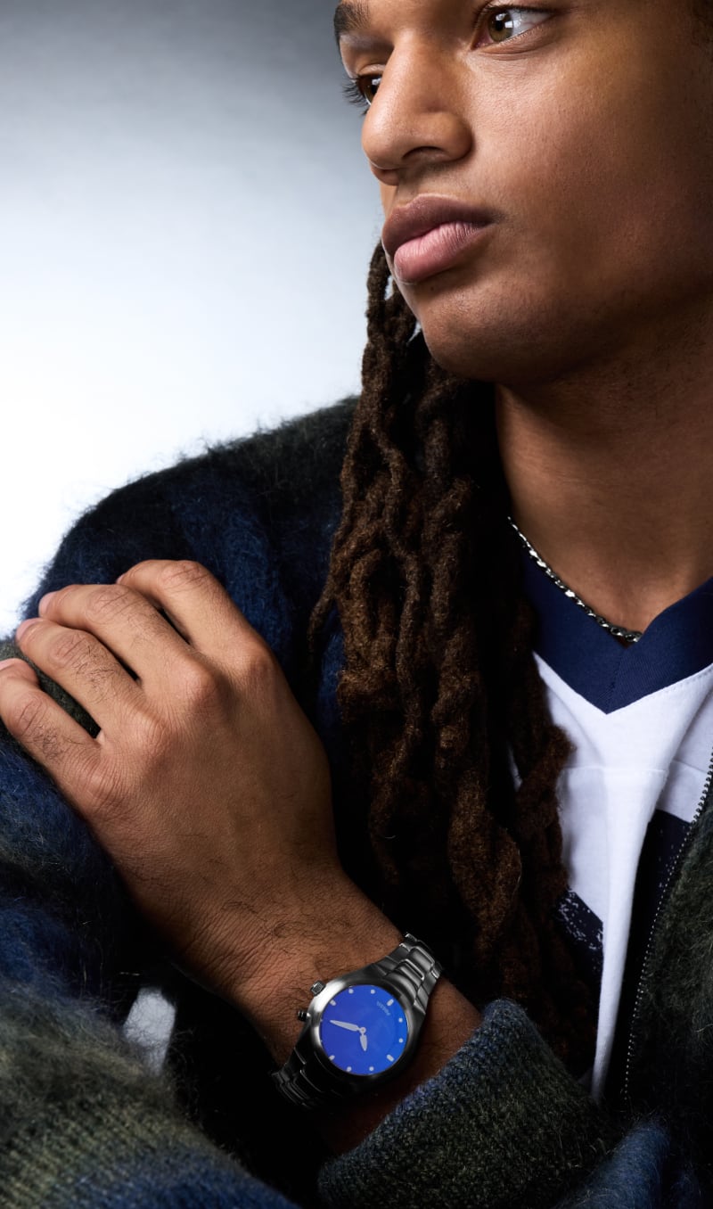 Fossil's Brand Codes: Signature Fossil graphic elements