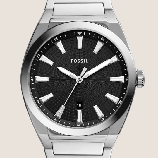 Silver-tone Everett watch with black dial.