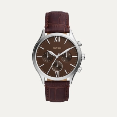 Une montre en cuir, brun 